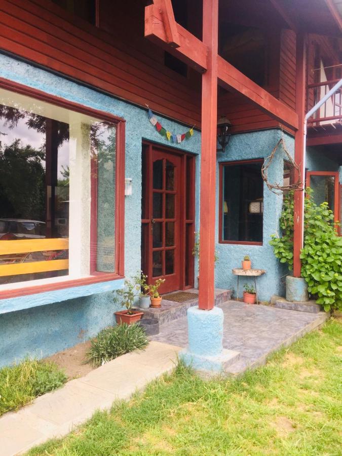 Hostel Raiz Pucon Exterior photo